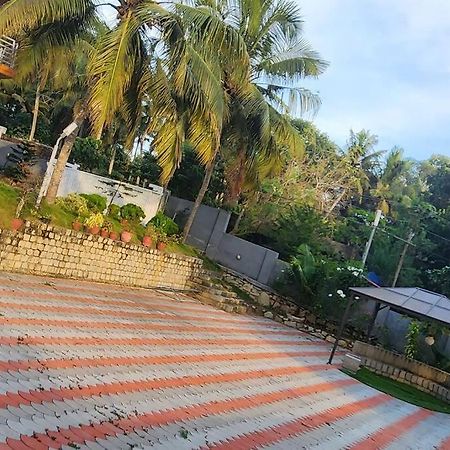 Villa The Urban Getaway Thiruvananthapuram Esterno foto