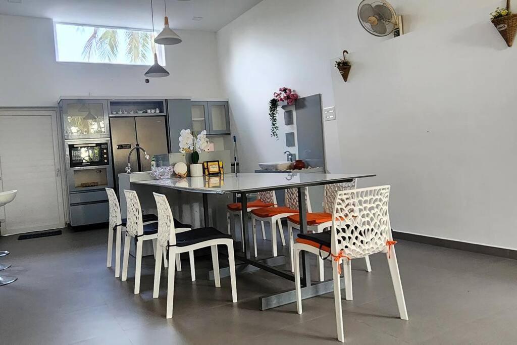 Villa The Urban Getaway Thiruvananthapuram Esterno foto