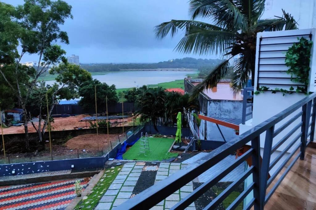 Villa The Urban Getaway Thiruvananthapuram Esterno foto